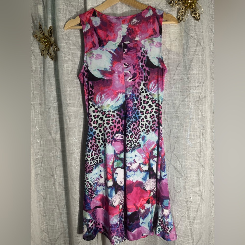 VENUS Pink and Purple Plunge Sundress Mini Size S EUC - Picture 3 of 7